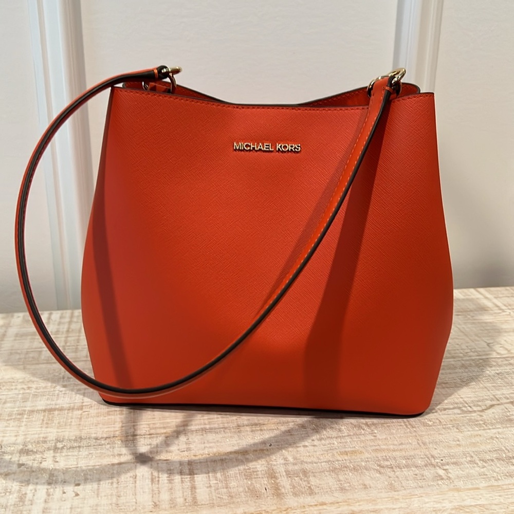 Michael Kors Orange Shoulder Bag with Saffiano Leather NWOT - Picture 8 of 13